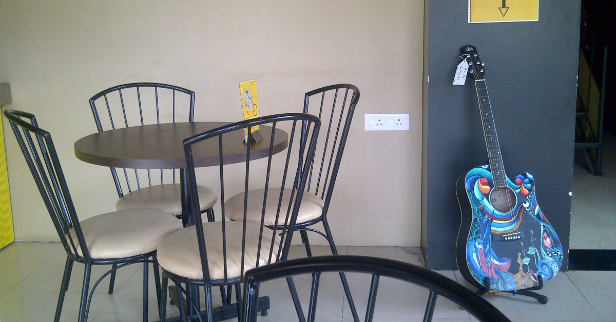 Cafe Linger On Pune